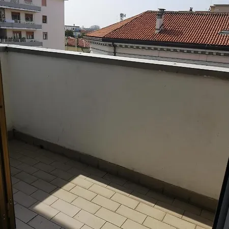 Bed and Breakfast New Life 3*