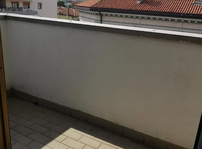 Alojamento de Acomodação e Pequeno-almoço New Life 3*